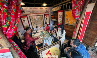 Rộn ràng ‘vũ điệu’ của những con chữ đầu xuân