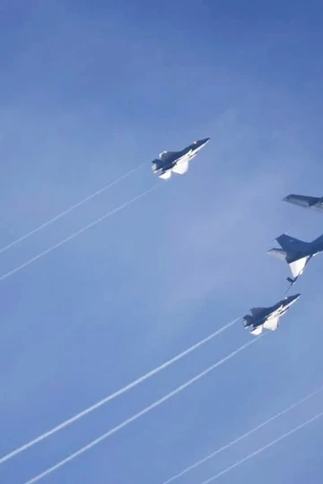 Nhiều máy bay chiến đấu của Mỹ đang được điều động đến Trung Đông