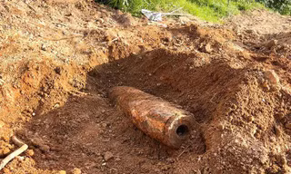 San lấp mặt bằng, phát hiện 'bom khủng'