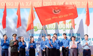 Tuổi trẻ Thanh Hóa trao 10 tỷ đồng vốn vay cho thanh niên khởi nghiệp