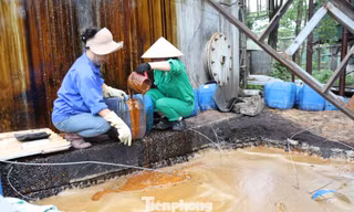 Hiện trường vụ thủng bồn chứa 2.000 tấn mật ở nhà máy đường trong cơn dông lốc