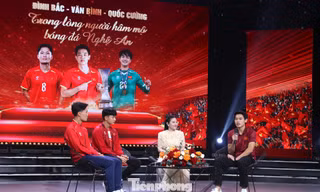 Đình Bắc, Văn Bình và Quốc Cường tiết lộ mẫu bạn gái với người hâm mộ