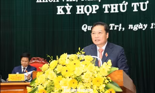 Ông Lê Hồng Vinh giữ chức Chủ tịch UBND tỉnh Quảng Trị