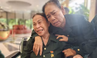 Nước mắt tri ân trong buổi tọa đàm ‘Thời hoa lửa’