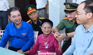 Chính sách người có công