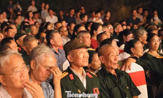 Hang Hỏa Tiễn trở thành bản hùng ca hồn thiêng sông núi