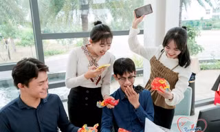 Một lần xé nhãn, một lần hy vọng: Điều mong mỏi phía sau hàng triệu lượt tham gia "Xé ngay trúng liền"