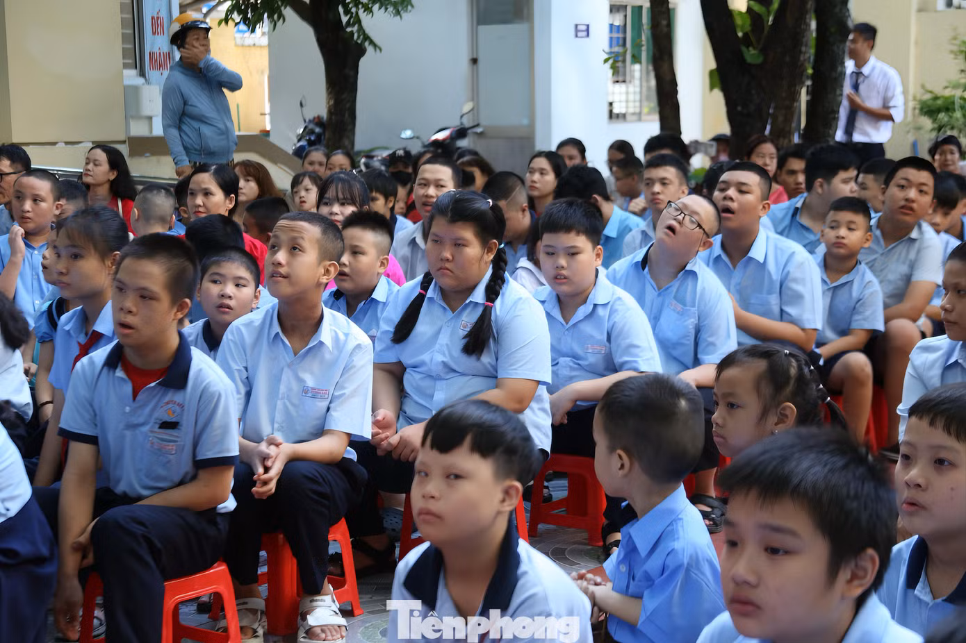 tp-truongchuyenbietimg-083359-0.png