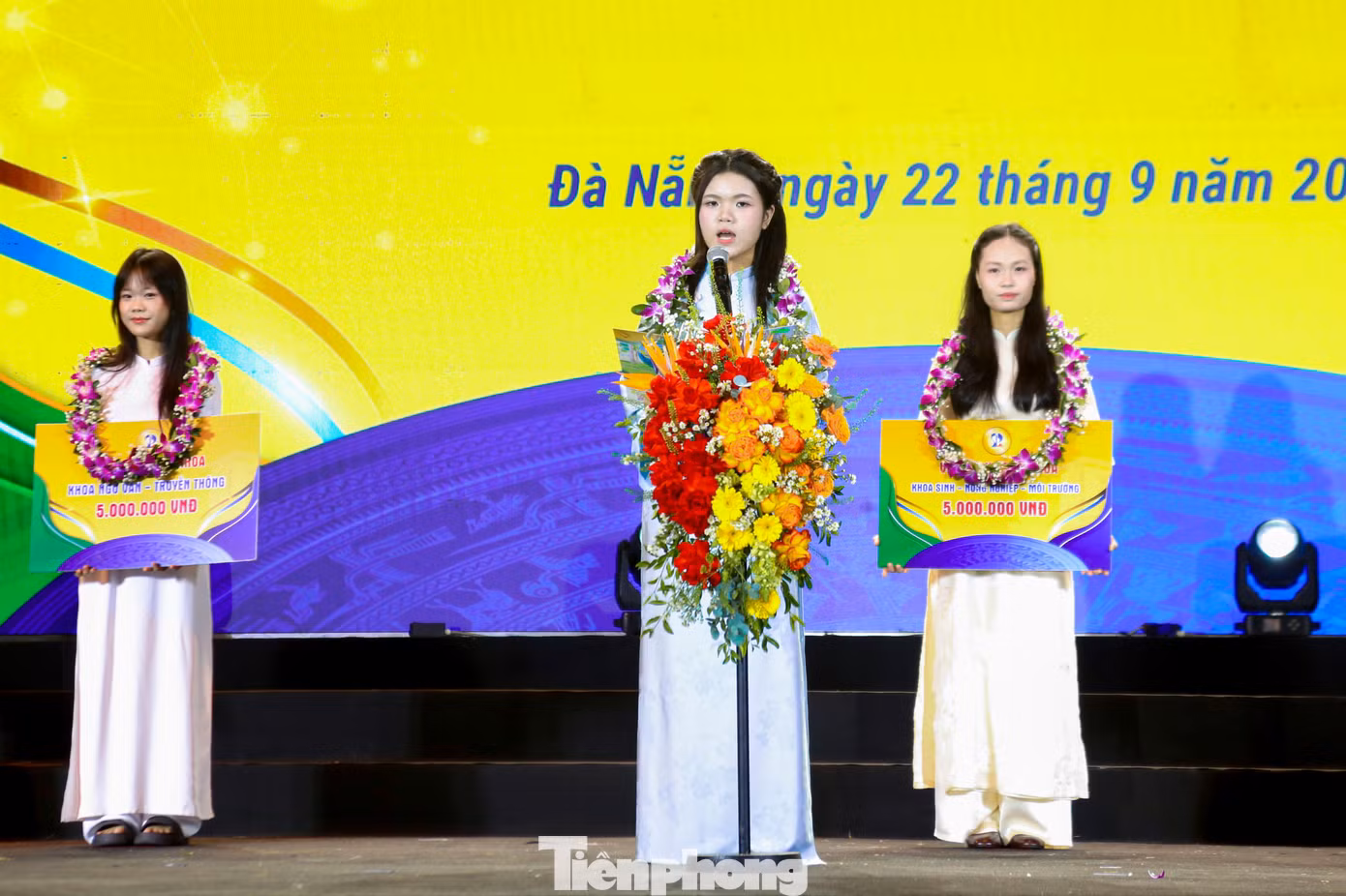 tp_khaigiangdhsp-3.jpg