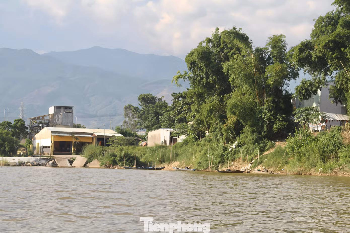 tp-satlosongkonimg-101427-0-2.jpg