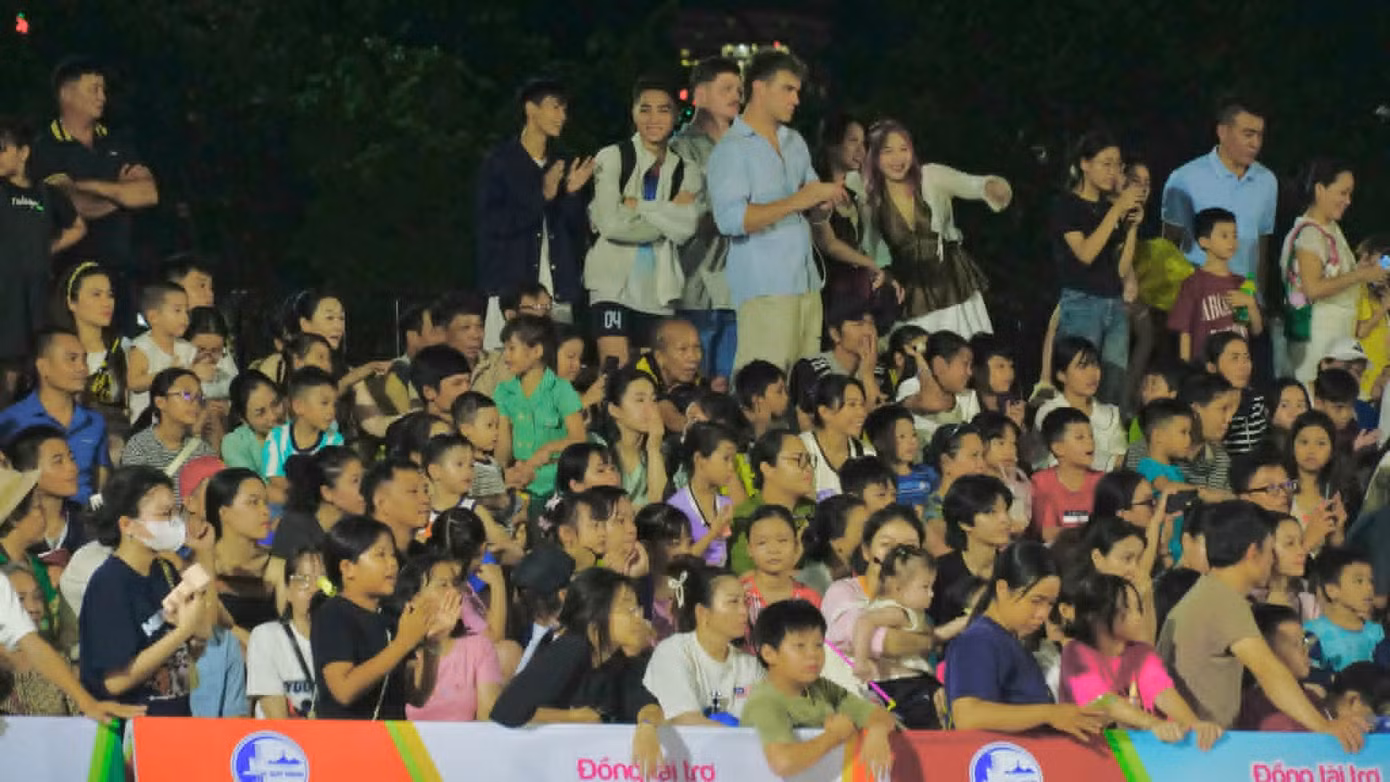 da093a3d-2887-4abc-970e-a43829a582fe.jpg