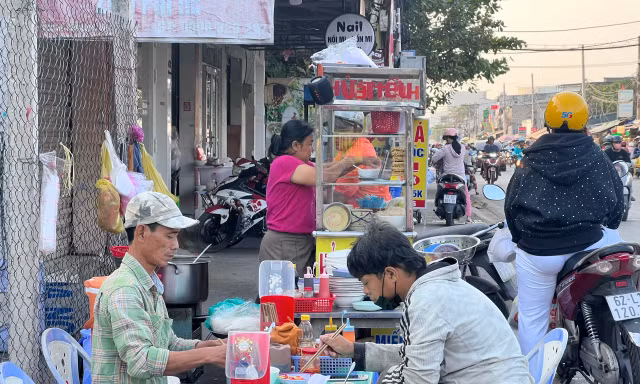 Bất cập giá hàng hóa ‘tăng dễ, giảm khó’