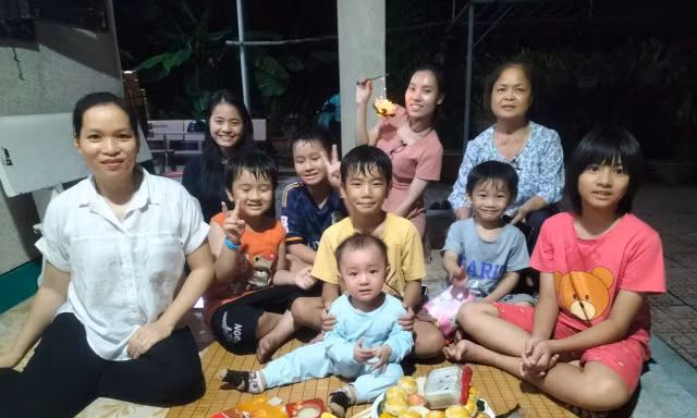 SOS - Làng trẻ em TPHCM nhận hỗ trợ, vượt 'cơn khát' kinh phí