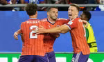 Scotland thắng trận đầu tiên tại World Cup sau 36 năm.