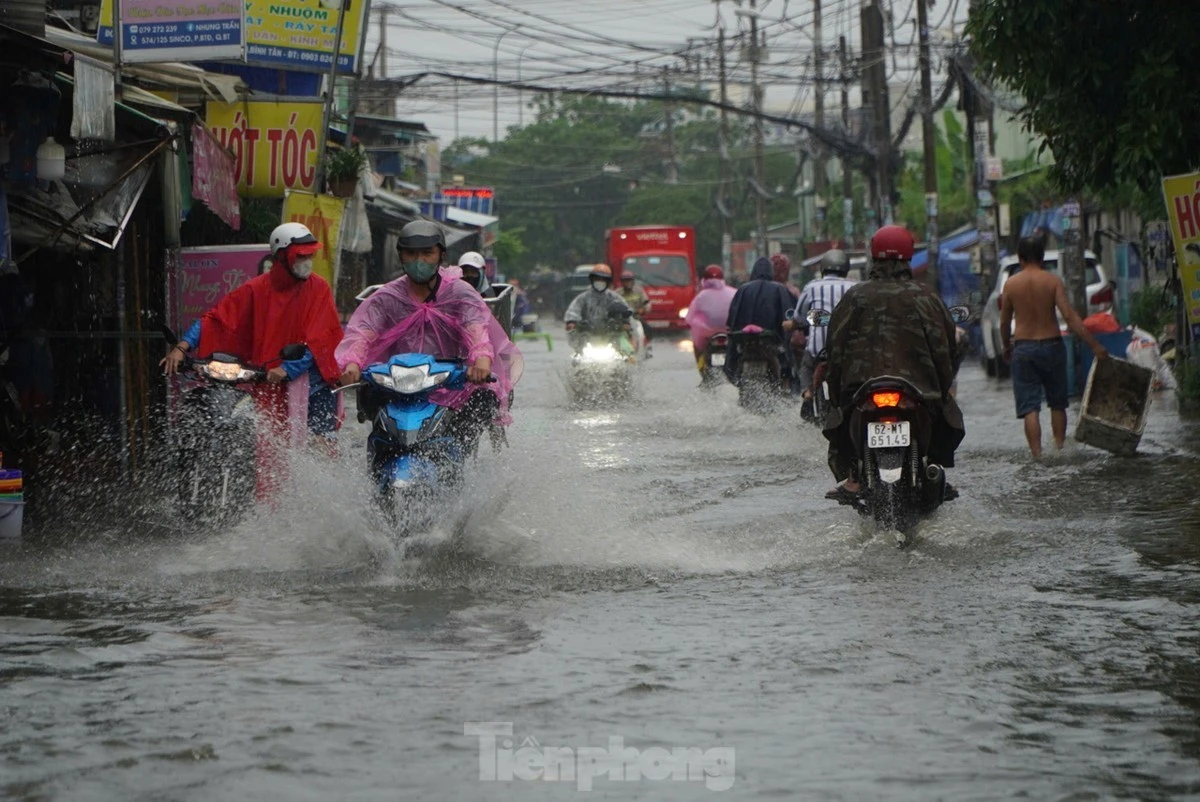 Miền Bắc và Thanh Hóa đón mưa rào, dông rải rác từ không khí lạnh lệch đông