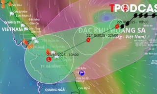 NÓNG 22/10: Toàn cảnh bão số 12 Fengshen, ba tác nhân gây mưa dữ dội xuống miền Trung