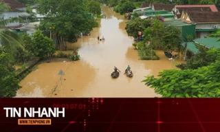 TIN NHANH: Chuyên gia: Mưa ở các tỉnh miền Trung thời gian này là 'mưa kinh hoàng'