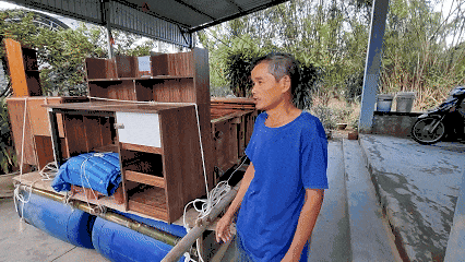 Lũ rút hơn chục ngày, dân Tây An vẫn sống trong cảnh 'phòng thủ' vì sợ tái ngập