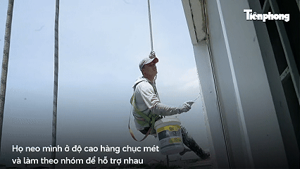 'Người nhện' treo mình mưu sinh giữa chảo lửa Đà Nẵng
