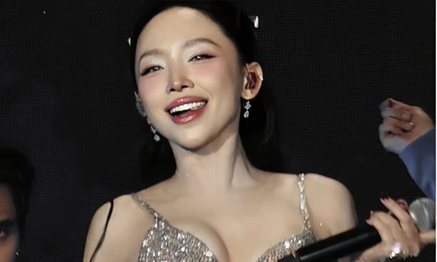 Ca sĩ Việt nào cận kề ngưỡng cát-xê một tỷ đồng/show