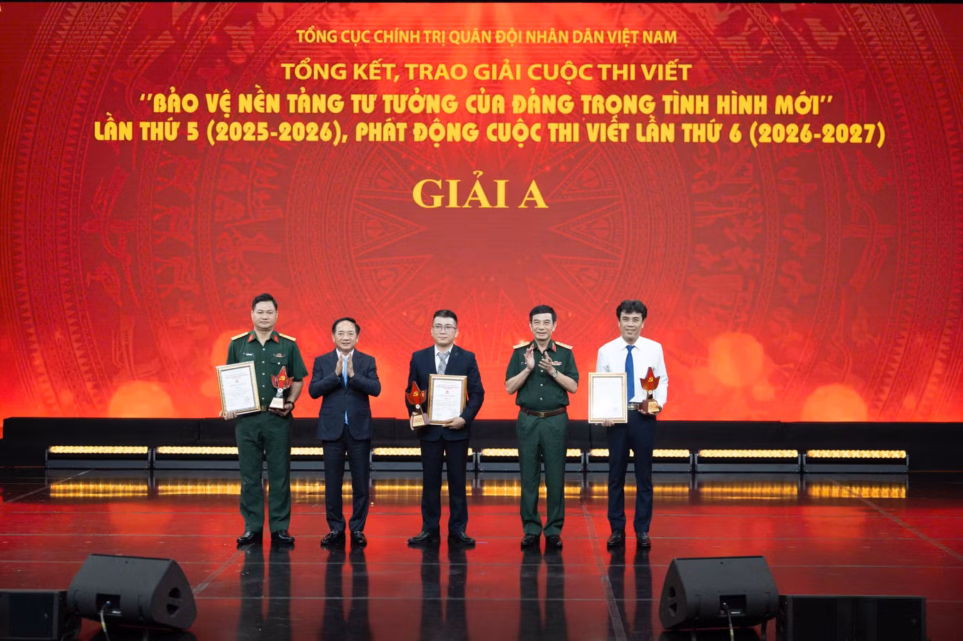 9bao-ve-nen-tang-tu-tuong-cua-dang.jpg