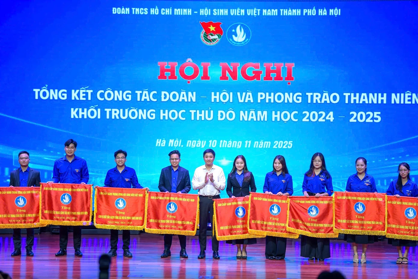 4tien-phong-thanh-doan-ha-noi-sinh-vien.jpg