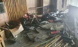 Cận cảnh tài sản bên trong showroom yến sào bị hỏa hoạn thiêu rụi