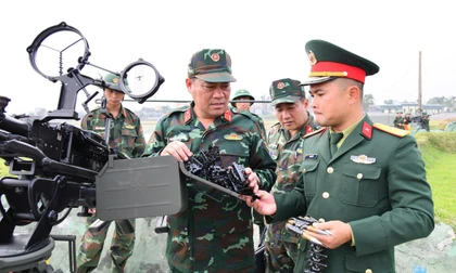 Chiến sĩ Sư đoàn chủ lực 324 chắc tay súng trong những ngày đón Xuân 