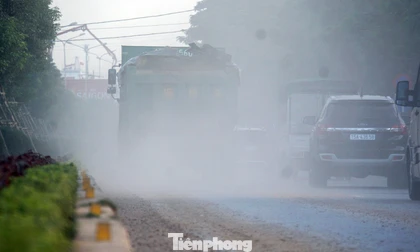 'Bão bụi' bủa vây cửa ngõ phía nam TP Hải Phòng