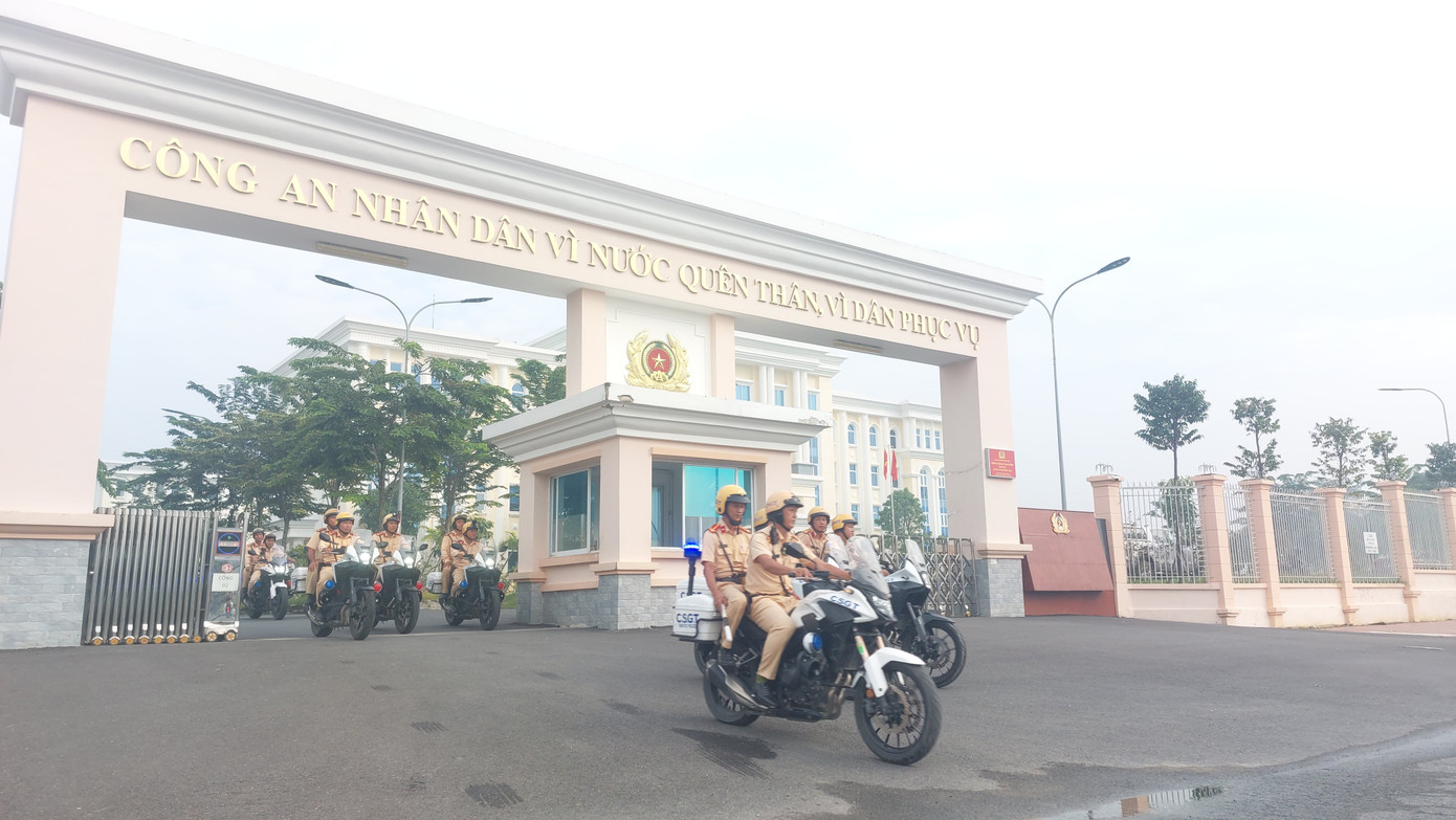 CSGT ra quân xử lý vi phạm nồng độ cồn, ma túy 1000019766.jpg
