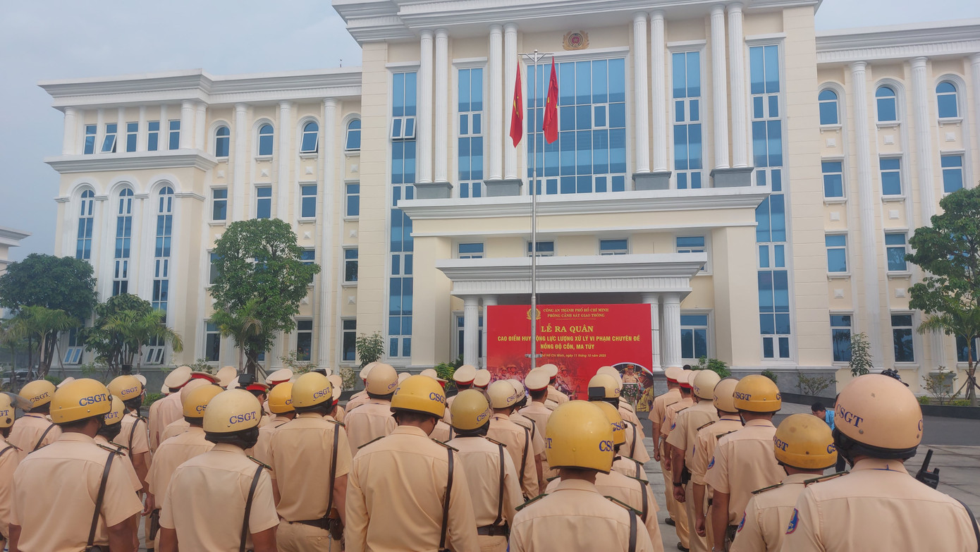 Toàn cảnh lễ ra quân 1000019759.jpg
