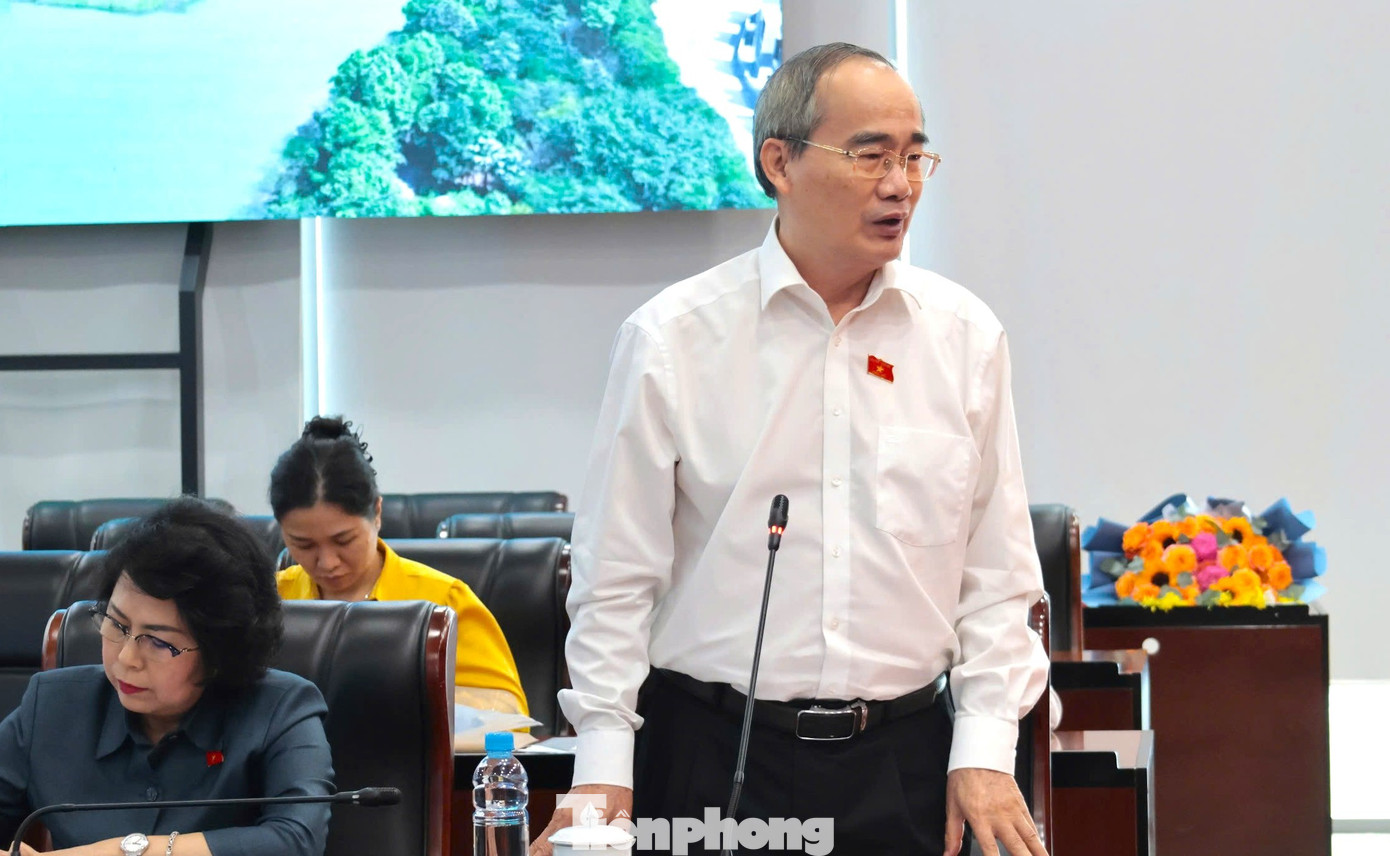 ĐBQH TPHCM Nguyễn Thiện Nhân phát biểu tp-tphcm-2.jpg