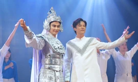 Minh Sang The Voice cùng NSƯT Võ Minh Lâm ra mắt MV "Rực Sáng Sức Trẻ Việt Nam"