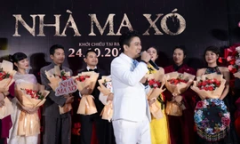 Hoài Lâm quên lời khi thể hiện OST "Nhà Ma Xó", có hành động "bù đắp" ghi điểm