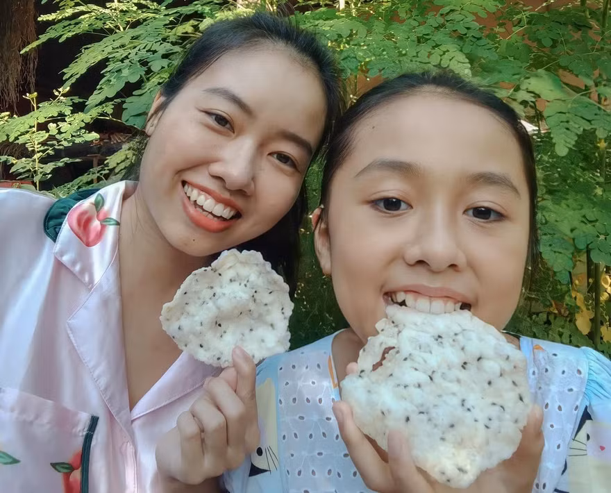 Cô gái trở thành Tiktoker triệu view nhờ các món làm từ... cơm nguội