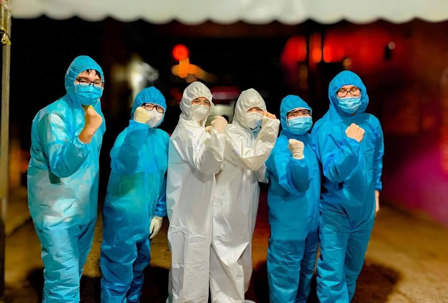 Lạc quan nơi tuyến đầu chống dịch