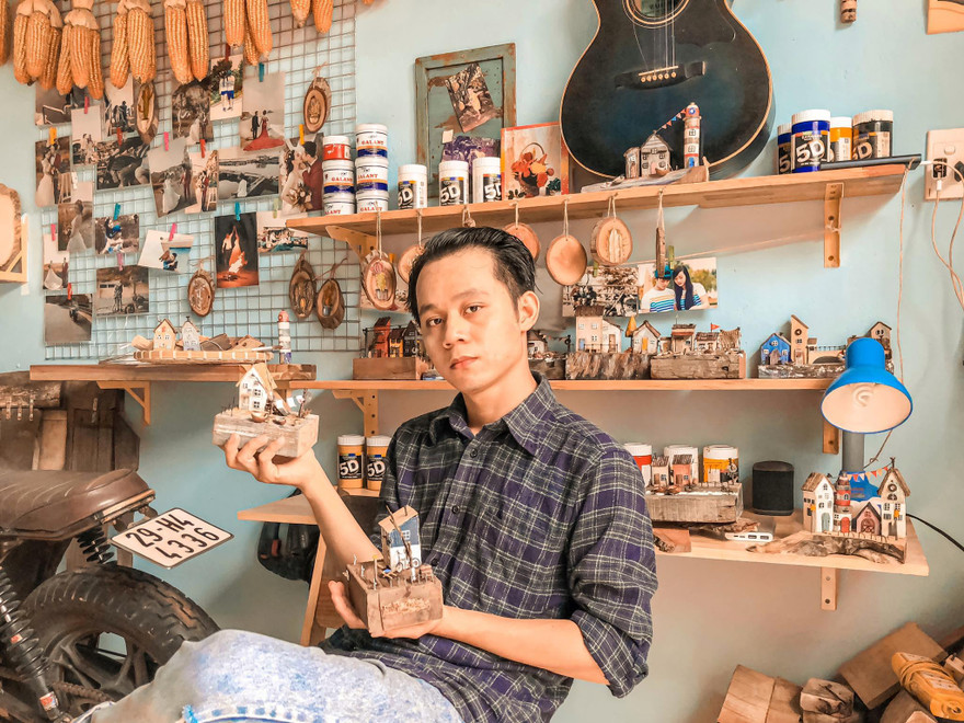 “Hô biến” gỗ vụn thành sản phẩm thủ công độc đáo