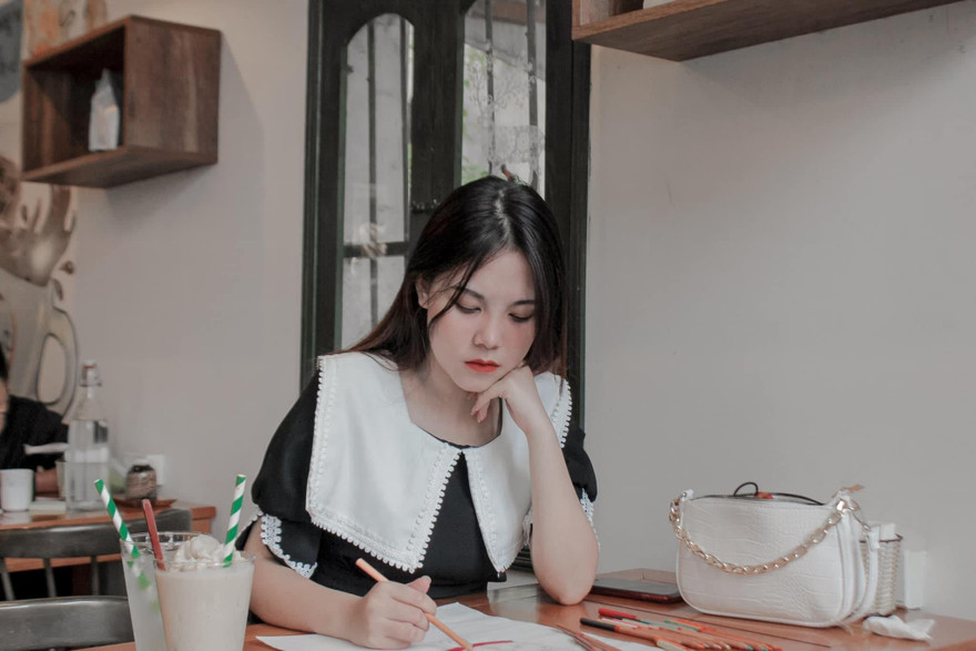 Nguyễn Phương Anh: “Nghề diễn viên đã chọn mình”