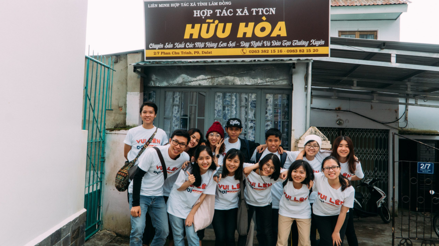 Mang niềm vui đến những người yếu thế trong xã hội