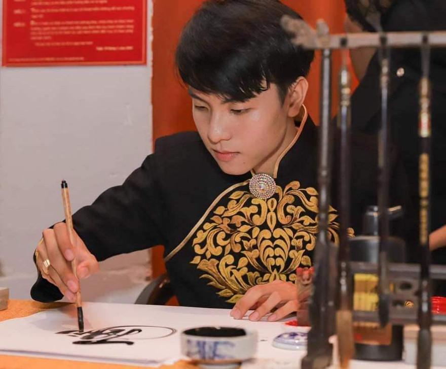 Những bức tranh độc đáo của “Thuận thư pháp”