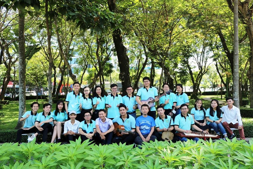 Người trẻ gìn giữ các loại hình nghệ thuật dân gian Nam Bộ 