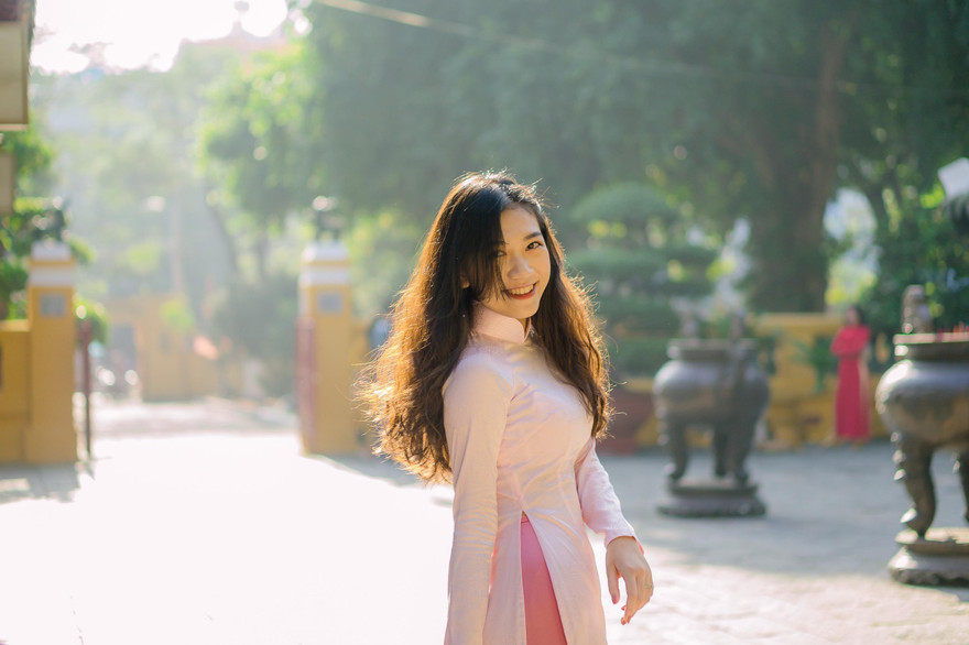 Thủ khoa khoa Văn và tình yêu mãnh liệt với con chữ