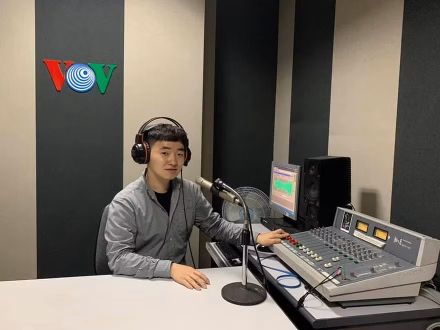 Ấm lòng chàng trai Hàn Quốc với “trái tim Việt Nam”