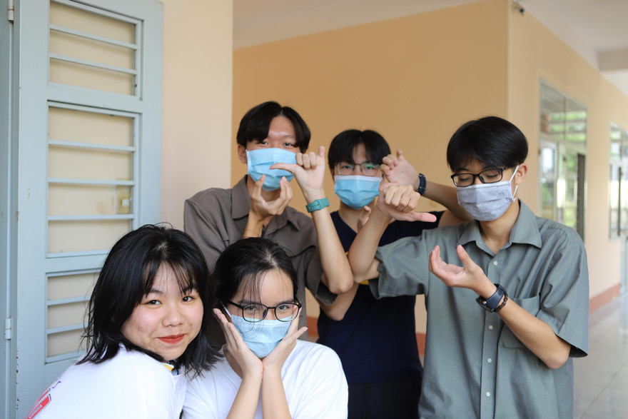 Đem kỷ yếu thanh xuân làm nên việc tử tế