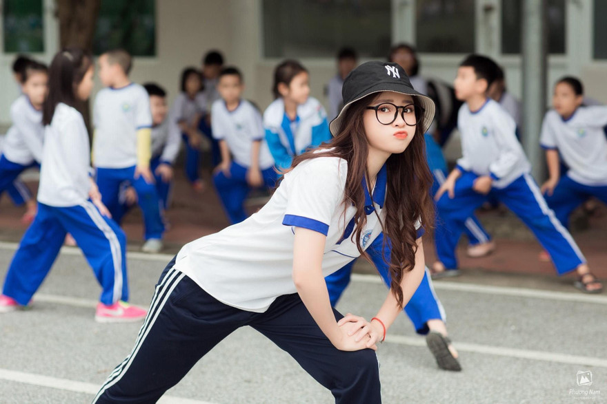 Hot girl xứ Nghệ và ngã rẽ với nghề trang điểm