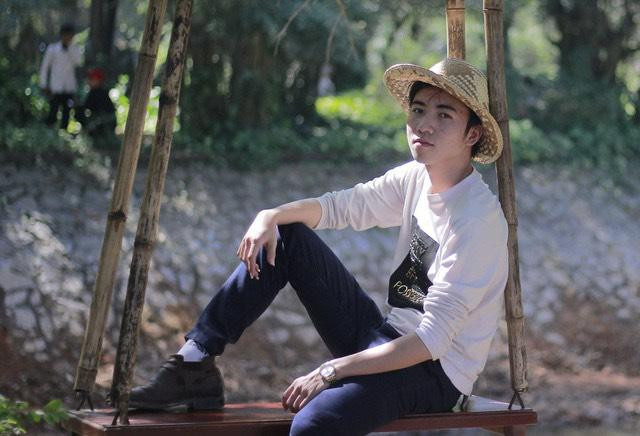 Chàng trai với đam mê khắc họa hình ảnh nhân vật bằng rubik