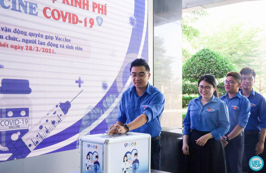Sinh viên trường ĐH Kinh tế - Luật góp 50 triệu đồng mua vắcxin COVID-19