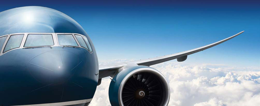 Hàng chục chuyến bay đã bị huỷ trong ngày 3 và 4/11 vì bão số 12