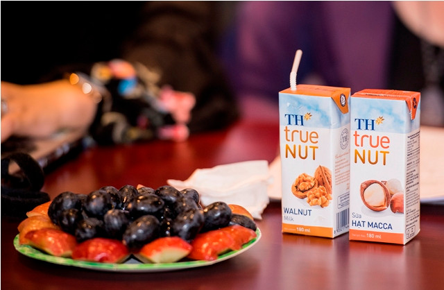Bộ sản phẩm TH true NUT mới ra mắt của Tập đoàn TH