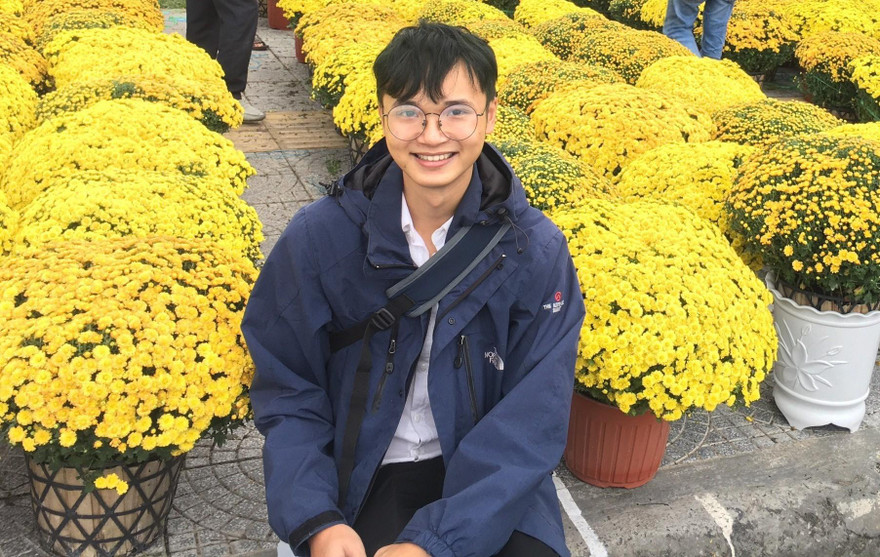 Chàng sinh viên mắc bệnh hiểm nghèo và ước mơ trở thành giáo viên tiếng Anh